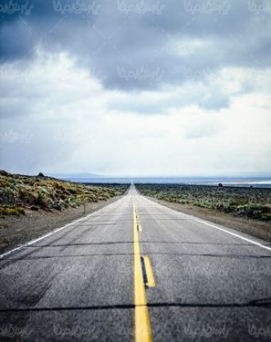 جاده بیابانی