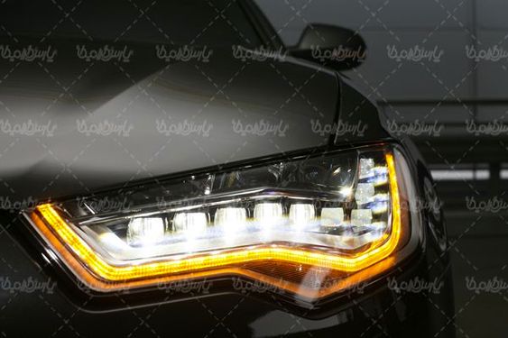 نمایشگاه اتومبیل