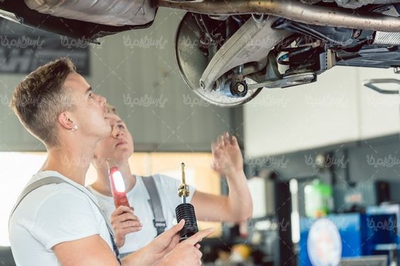 تعمیرگاه اتومبیل