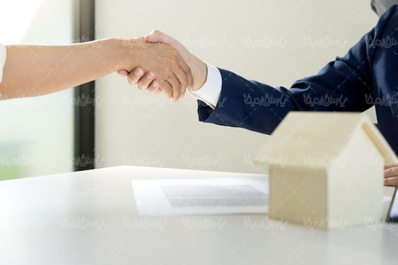 مشاور املاک