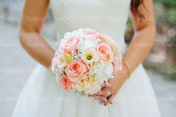 دسته گل عروس