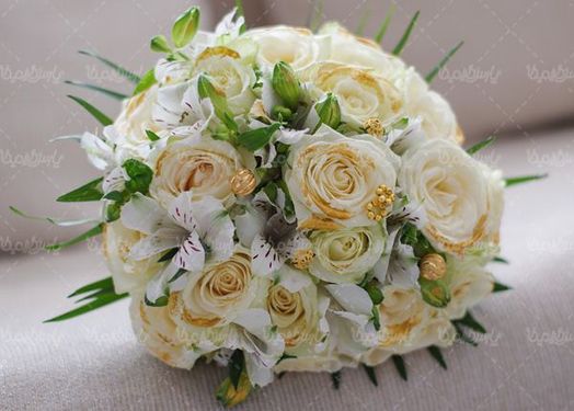 دسته گل عروس