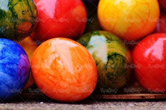 تخم مرغ رنگی