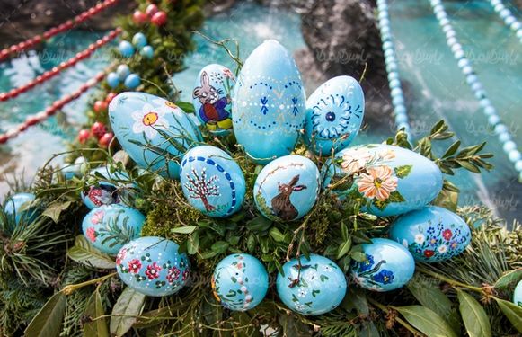 Colored eggs