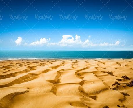 منظره زیبای ساحل دریا