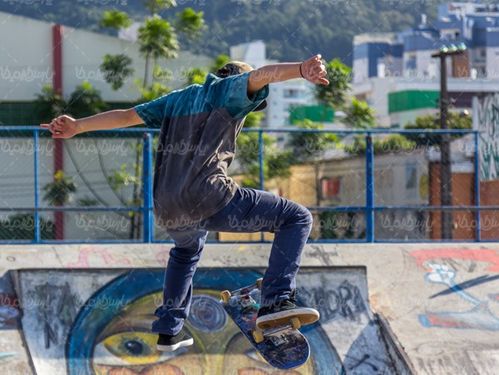 skateboard
