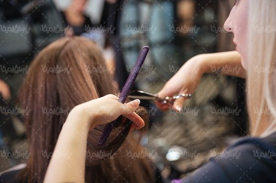 آرایشگاه زنانه