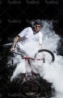 دوچرخه سوار حرفه ای