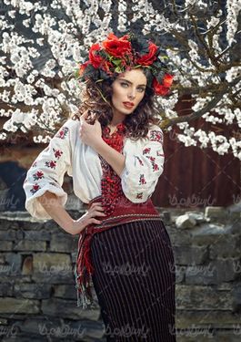 لباس محلی زنانه