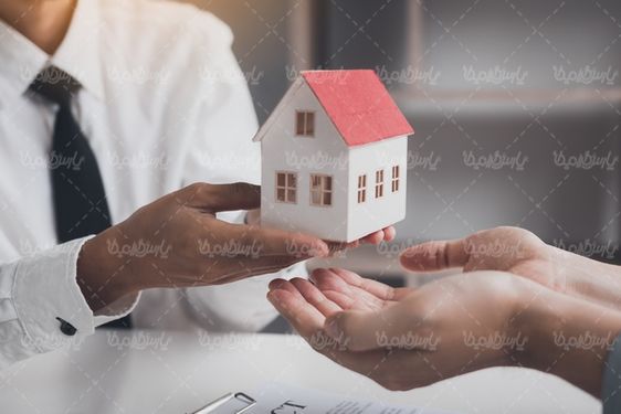 مشاور املاک