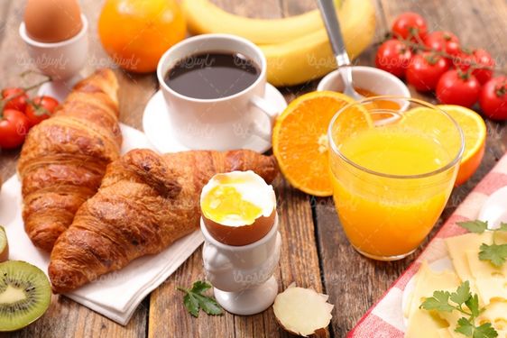 میز صبحانه