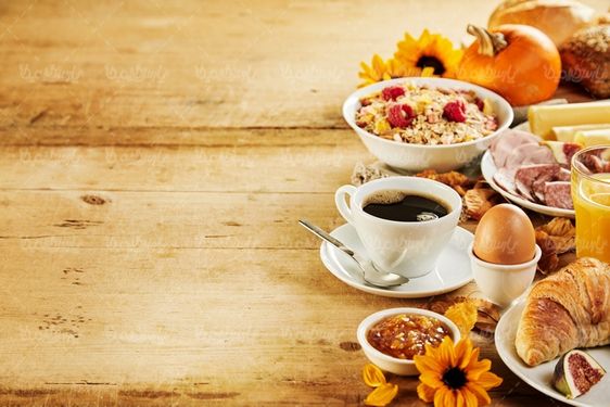 تخم مرغ آب پز