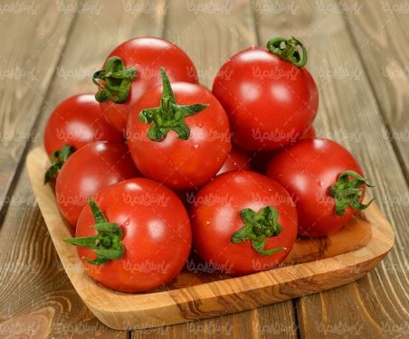 تصویر با کیفیت گوجه فرنگی