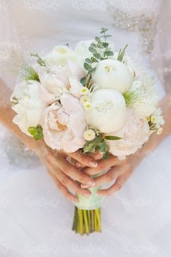 دسته گل عروس