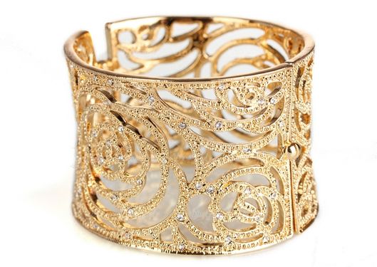 Gold ring