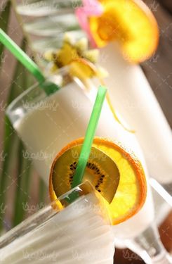 تصویر با کیفیت شیرموز
