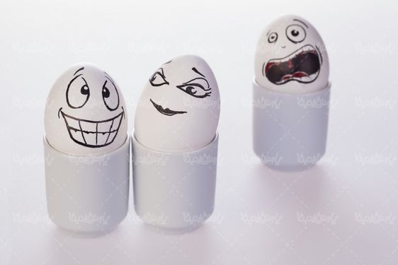 نقاشی روی تخم مرغ