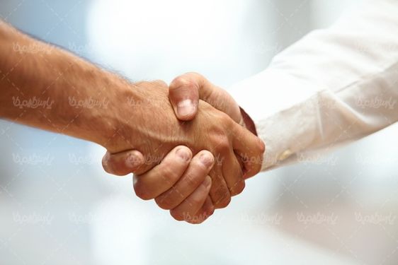 عکس با کیفیت دست دادن