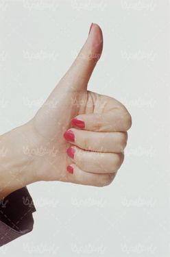 علامت دادن با دست