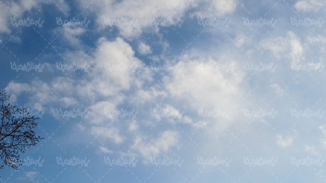 آسمان آبی