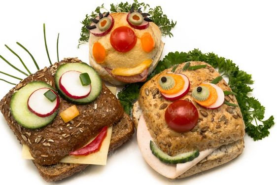 ساندویچ کالباس