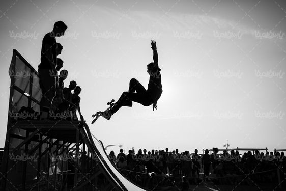 تصویر با کیفیت اسکیت برد