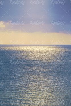 چشم انداز دریا