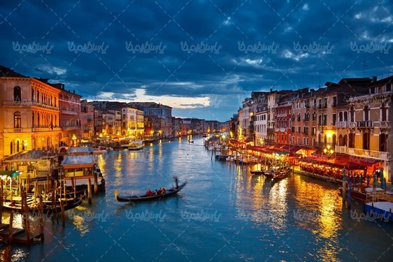 عکس با کیفیت شهر توریستی