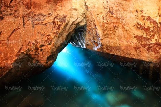 تصویر با کیفیت غار