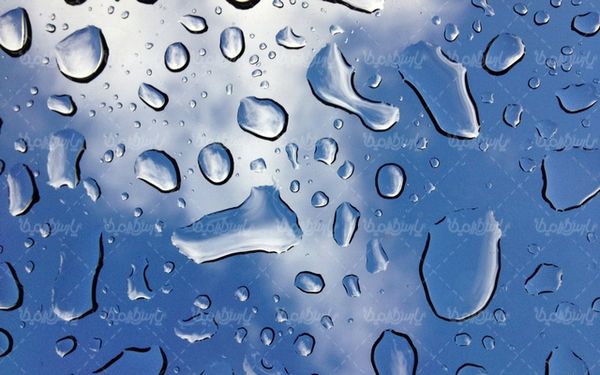 Download Free Water Drops Background