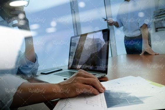 عکس با کیفیت گروه کاری