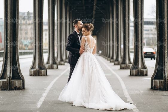 ژست عکس عروس و داماد
