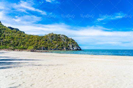 تصویر با کیفیت ساحل دریا
