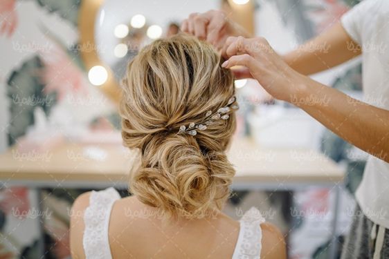 ژست عکس عروس و داماد