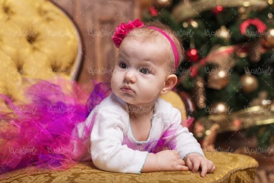 عکس با کیفیت آتلیه کودک