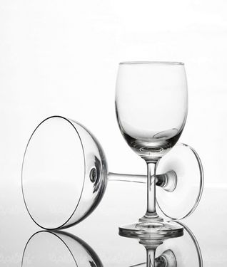 Glass cup
