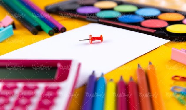 تصویر با کیفیت نوشت افزار