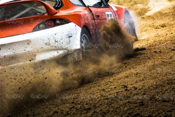 Racing car