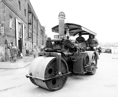 Road construction roller