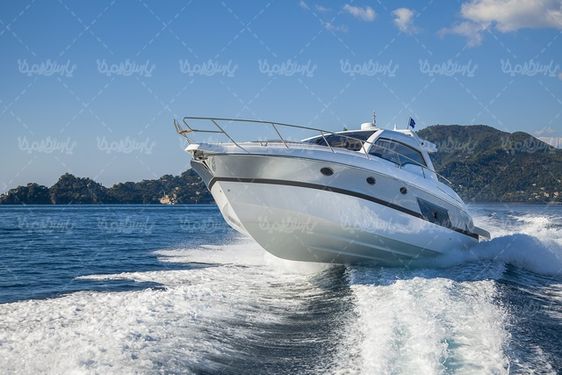 قایق تفریحی