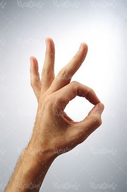 علامت دادن با دست