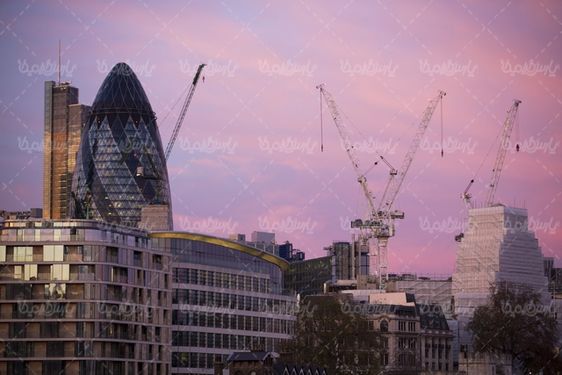 Construction crane