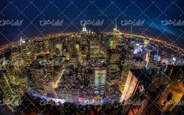 تصویر شهر در شب