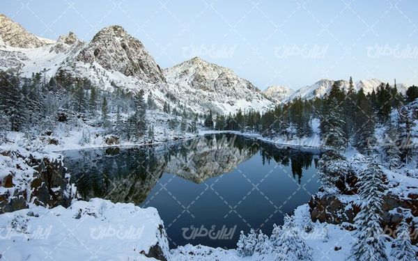 تصویر با کیفیت طبیعت زمستان به همراه منظره زیبا و طبیعت زیبای برفی
