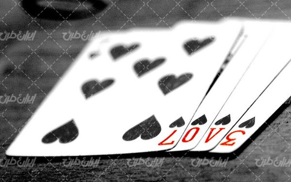تصویر با کیفیت ورق بازی به همراه پاستور و کارت های پوکر بازی