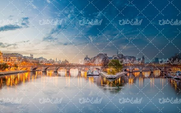 تصویر با کیفیت معماری سازه همراه با عکس شهر و ساختمان