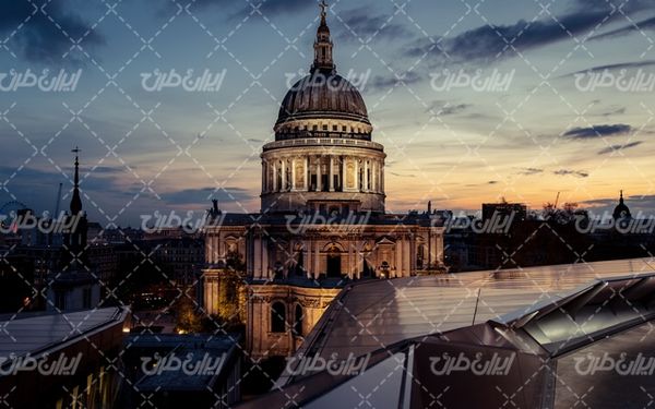 تصویر با کیفیت شهر مدرن همراه با عکس شهر و ساختمان