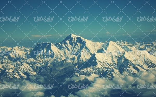 تصویر با کیفیت منظره زیبای زمستان به همراه برف و طبیعت برفی