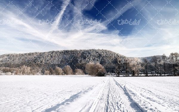 تصویر با کیفیت منظره زیبای فصل سرما به همراه برف و طبیعت برفی