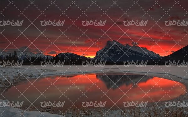 تصویر با کیفیت منظره زیبای برف به همراه برف و طبیعت برفی